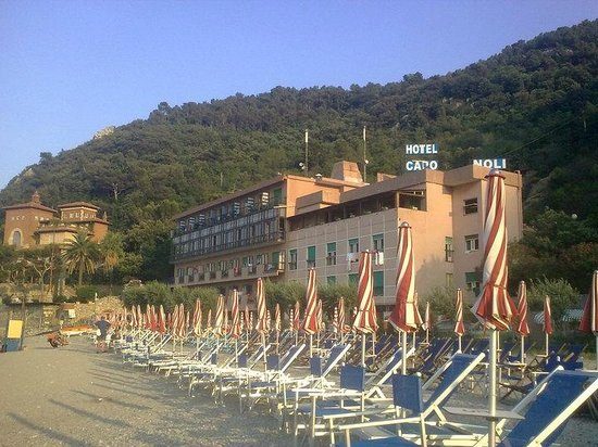 Esami al mare a Capo Noli, foto 1