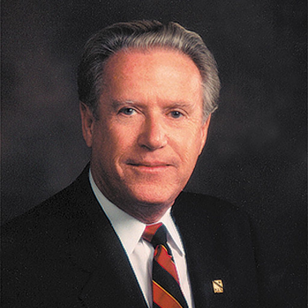 Un saluto al Dr. Peter B. Bennett